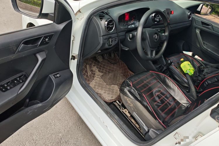 Used Volkswagen Jetta 2019 Dream Edition 1.4L Manual Fashion Version Driver Seat