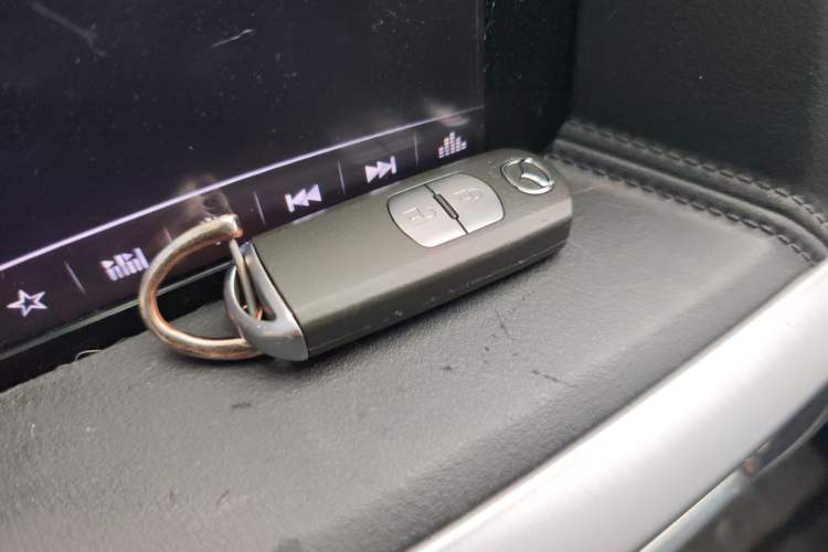 Used Mazda CX-5 2015 2.0L Automatic 4x4 Luxury Edition
