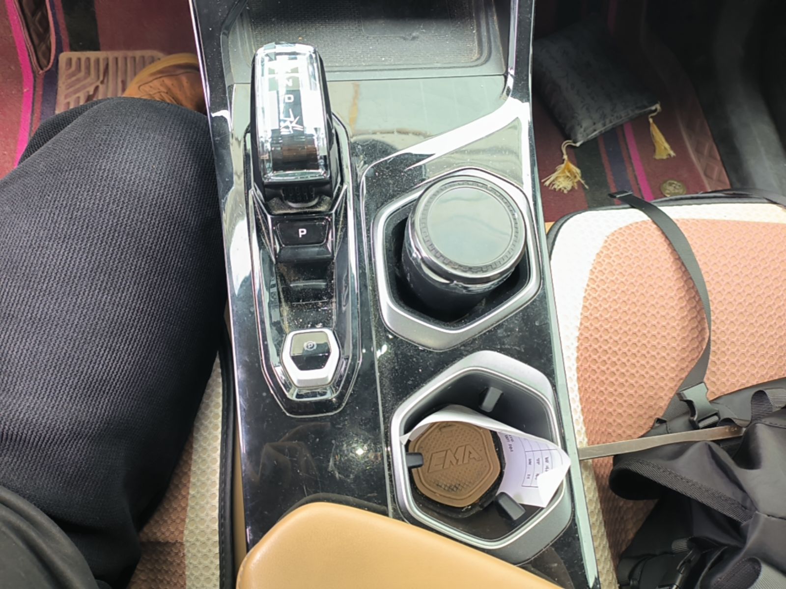 Geely Auto FX11 2023 2.0TD DCT Prestige Edition — снимка 16