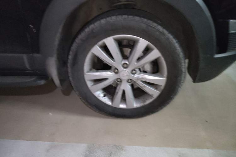 Used Chevrolet Captiva 2014 2.4L 4x4 Flagship Edition 7 Seats
