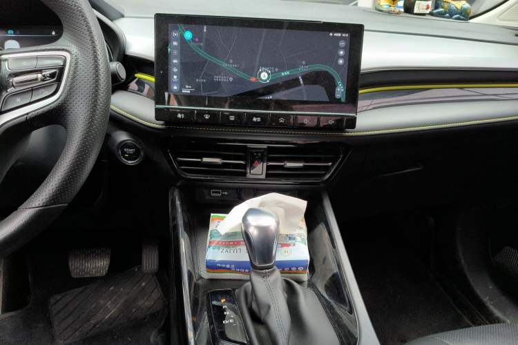 Used Roewe i5 2021 Revised Version 1.5L CVT Diamond Edition
