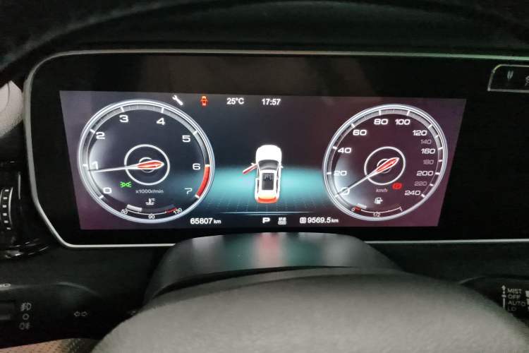 Used Hongqi HS5 2019 2.0T Smart Connect Flagship All-Wheel-Drive Version Instrument Cluster
