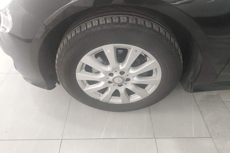 Used Mercedes-Benz R-Class 2017 R 320 4MATIC Business Edition Prestige Model
