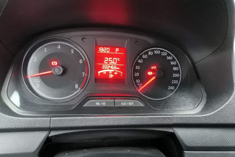 Used Volkswagen Jetta 2019 Dream Edition 1.5L Automatic Fashionable Version Odometer Close Up