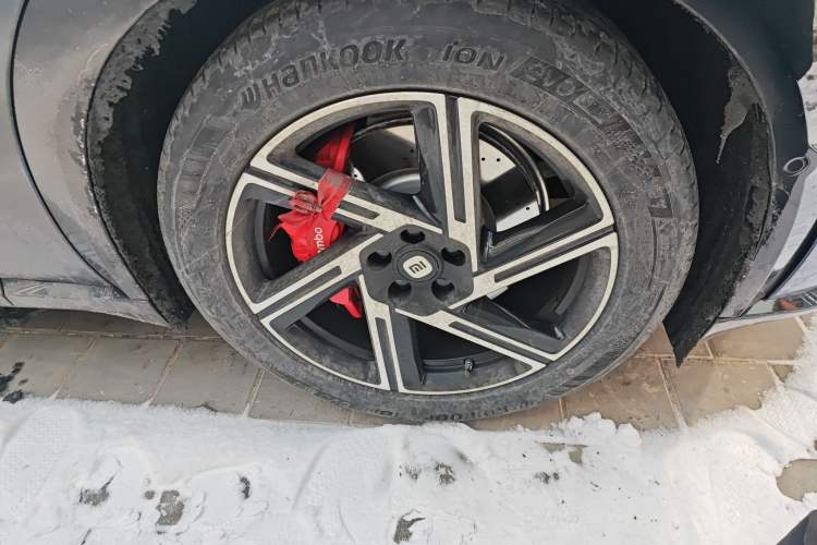 Used Xiaomi Auto YU7 2025 Ultra-Long Range High-Performance All-Wheel-Drive Max Edition