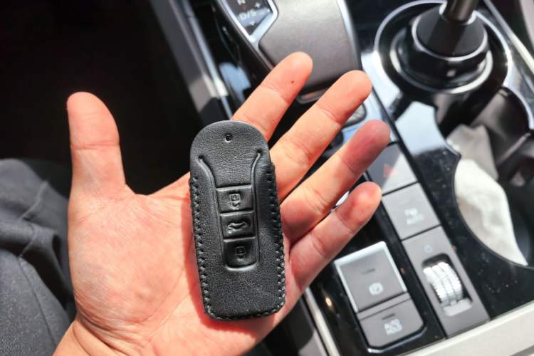 Used Volkswagen Touareg 2020 3.0 TSI Luxury Edition China VI Vehicle Key