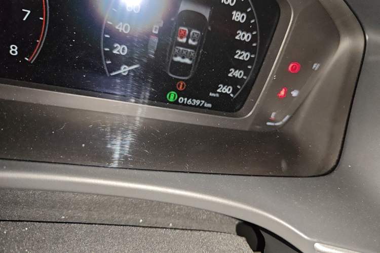 Used Honda Integra 2023 HATCHBACK 240TURBO CVT Phantom Night Luxury Edition Odometer Close Up