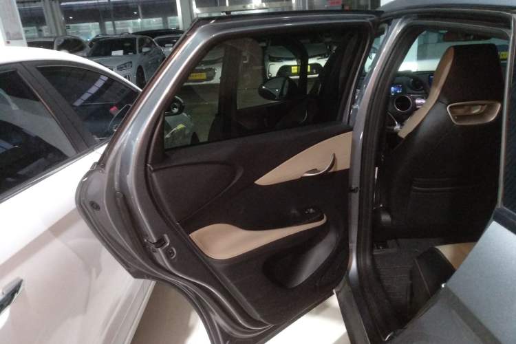 Used BYD Dolphin 2023 420 km Fashion Edition