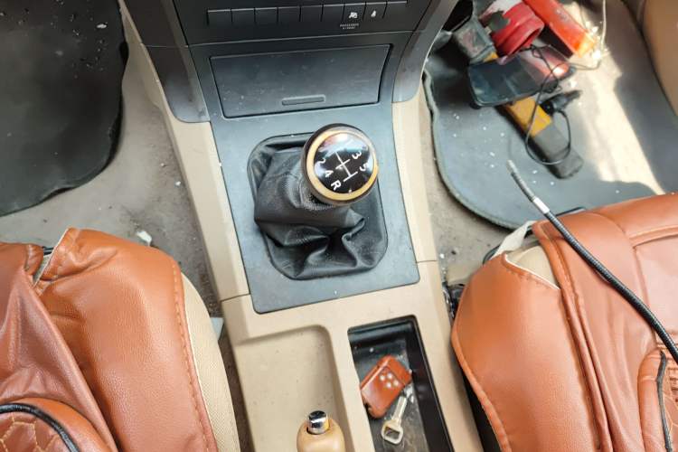 Used Haval H5 Classic 2012 European-style 2.0L Two-Wheel Drive Elite Model