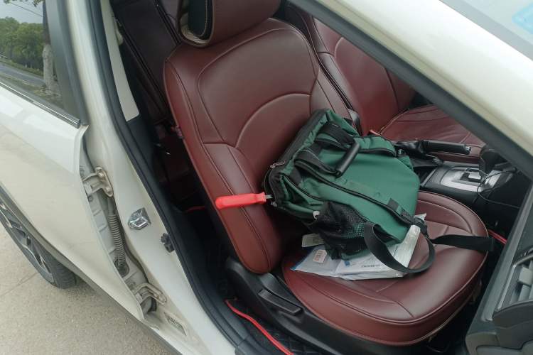 Used Subaru XV 2016 2.0i Comfort Navigation Edition Right Front Seat