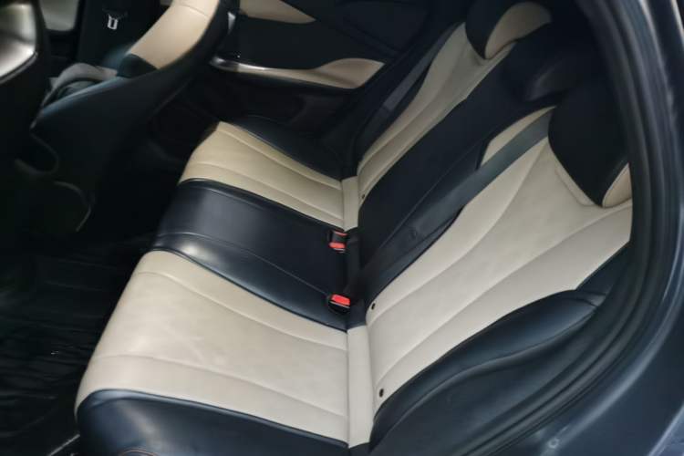 Used BYD Dolphin 2023 420 km Free Version
