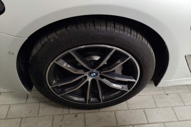 Used BMW 5 Series New Energy 2022 Second Facelift 535Le Pioneer Edition M Sport Package
