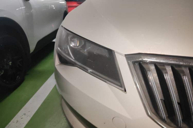 Used Skoda Superb 2016 TSI330 DSG Innovation Edition