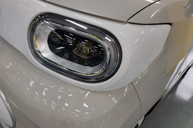 Used Wuling Hongguang MINIEV 2024 3rd Generation 215km Youth Edition Left Front Headlight