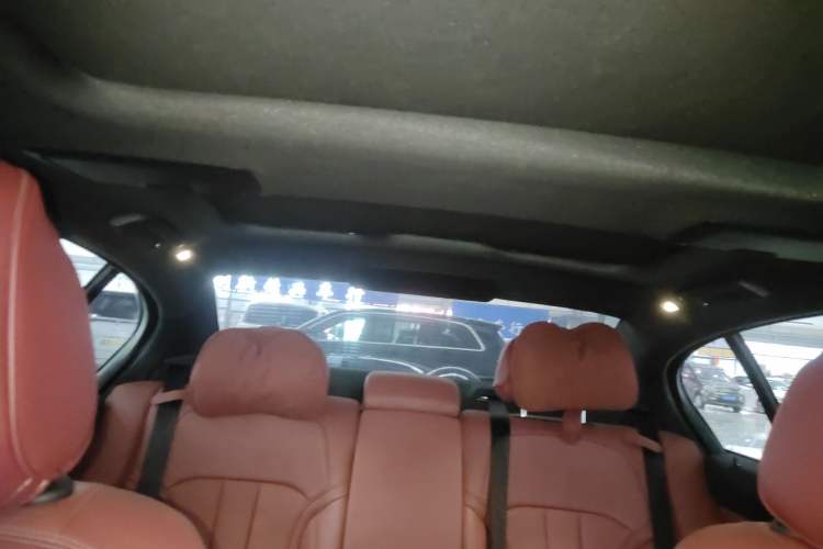 Used BMW 5 Series 2018 Facelifted 530Li xDrive M Sport Package
