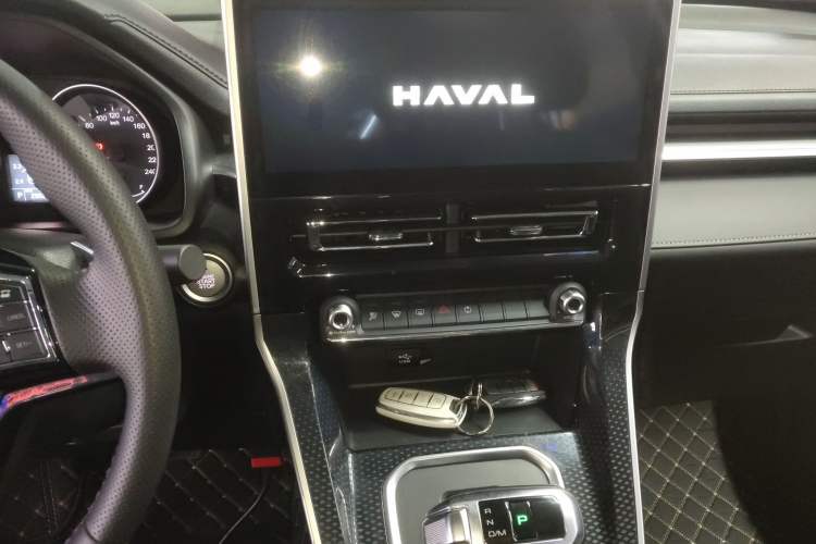 Used Haval M6 2023 PLUS 1.5T DCT Luxury Smart Connectivity Model