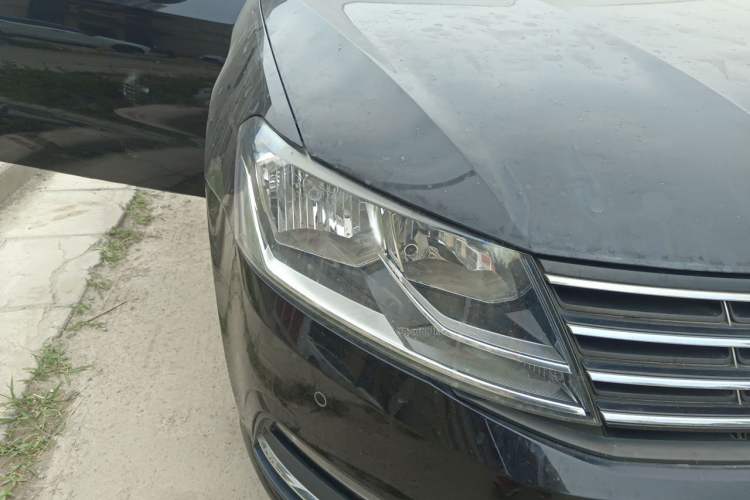Used Volkswagen Lavida 2017 1.6L Automatic Comfort Edition
