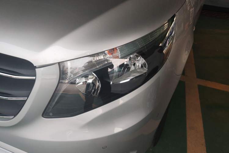 Used Mercedes-Benz Vito 2023 2.0T Business Version 7 Seats Left Front Headlight