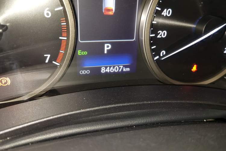 Used Lexus NX 2020 200 Front-Wheel Drive Freeline Edition China VI Standard Odometer Close Up