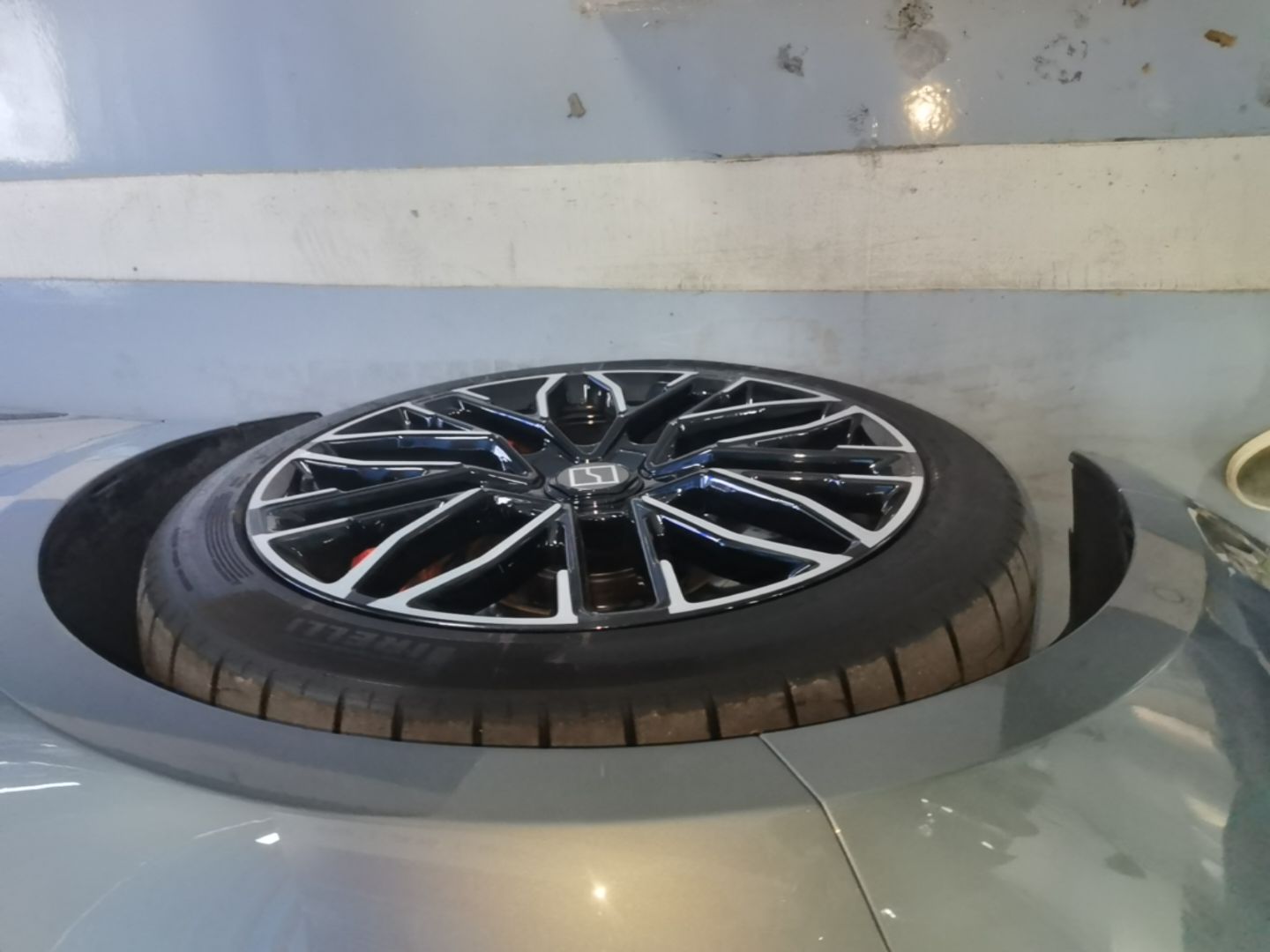 Zeekr 001 2025 YOU Edition 100 kWh All-Wheel Drive — снимка 10