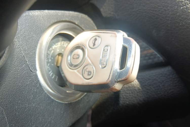 Used Subaru Outback 2012 2.5i Sport Edition Vehicle Key