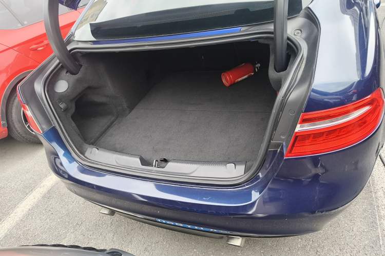 Used Jaguar XEL 2018 2.0T 250 PS Premium Edition
