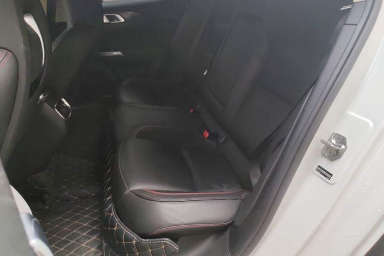 Used Lynk & Co 02 2018 1.5T DCT Two-Wheel Drive Pro Version China V Emission Standard
