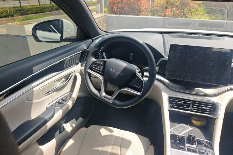 Used BYD Song PLUS New Energy 2024 HONOR Edition DM-i 150km Flagship PLUS Steering Wheel