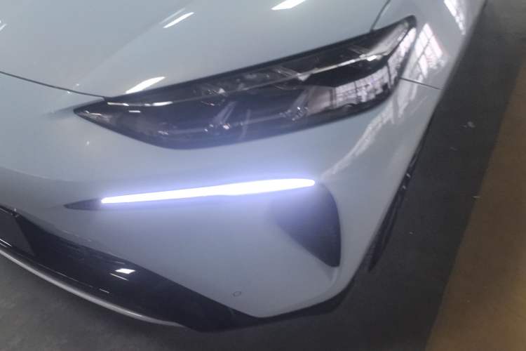 Used Denza N7 2024 630 All-Wheel Drive Intelligent Driving Max Edition Left Front Headlight