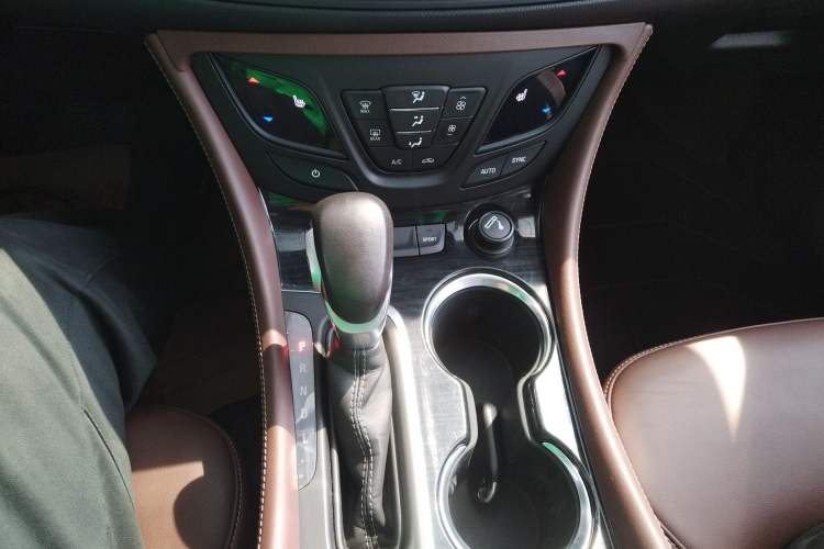 Used Buick Envision 2020 28T Four-Wheel Drive Elite Version