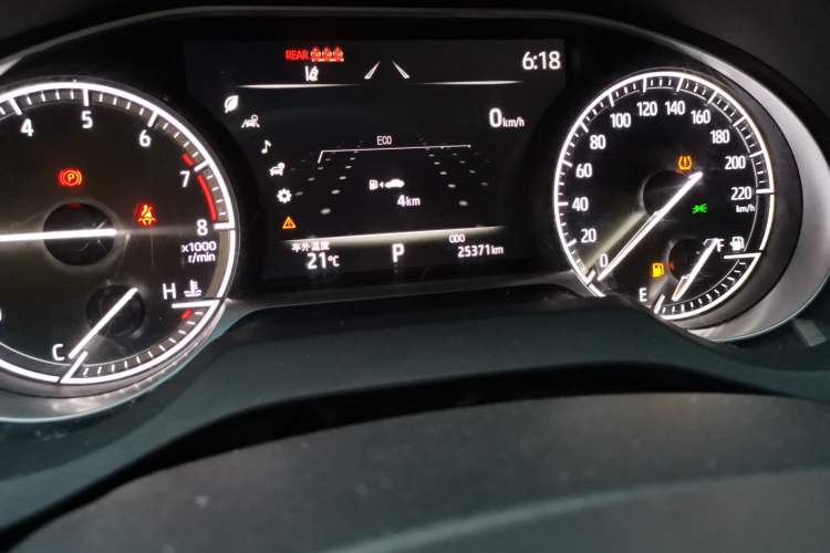 Used Toyota Venza 2023 2.0L CVT Two-Wheel Drive Luxury Edition Odometer Close Up