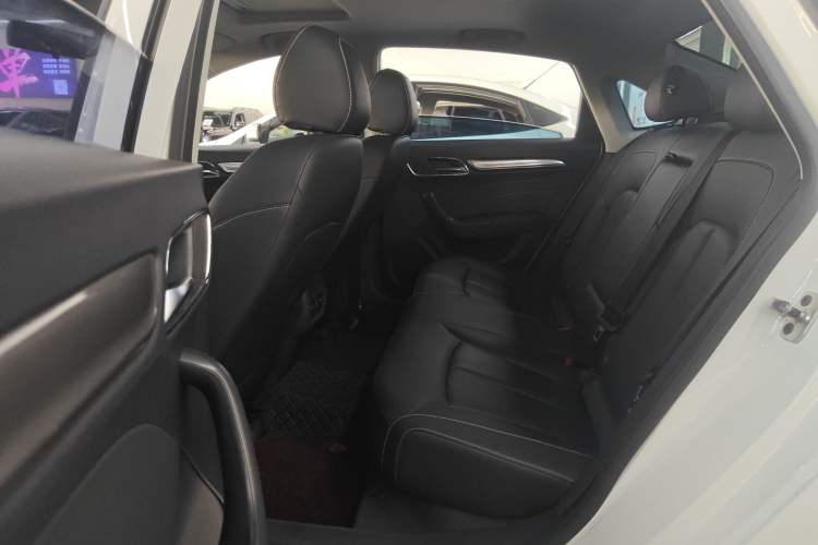 Used Roewe i6 2020 PLUS 1.6L CVT 4G Connected Glory Flagship Edition
