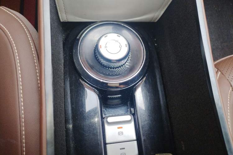 Used Wuling Bingo 2023 410 km Lingxi Deluxe Edition Gear Lever