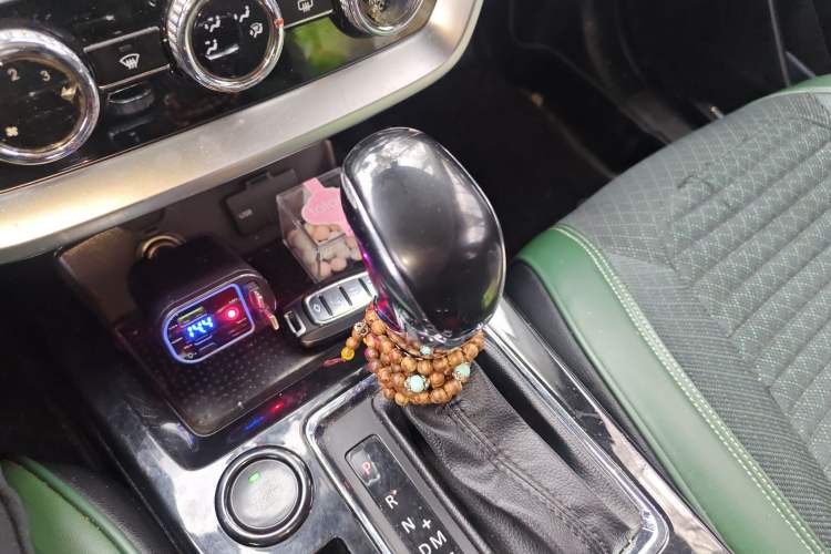 Used BAIC Off-Road BJ20 2016 1.5T CVT Luxury Model Gear Lever