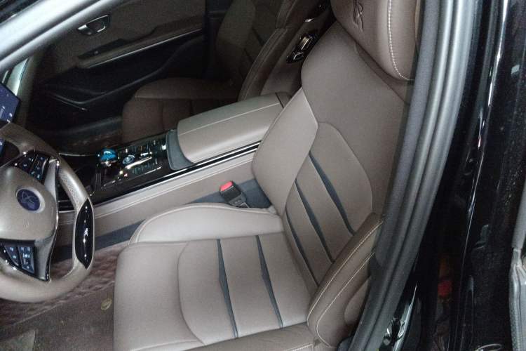 Used BYD Han 2020 EV Long-Range Luxury Model
