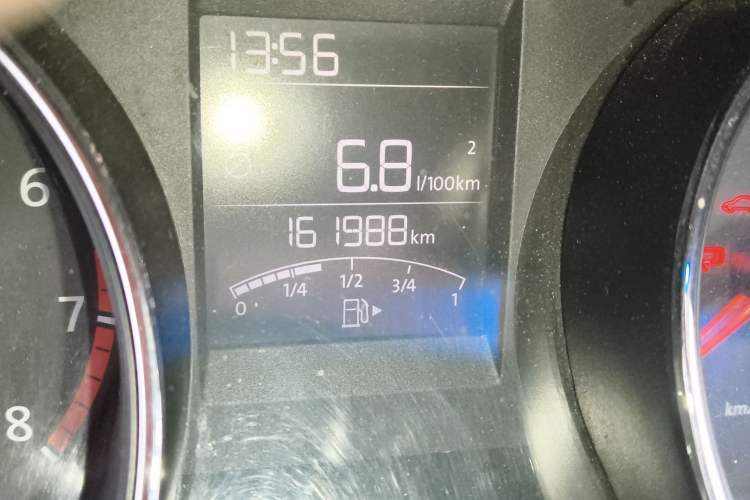 Used Volkswagen Bora 2013 1.6L Manual Fashion Edition
