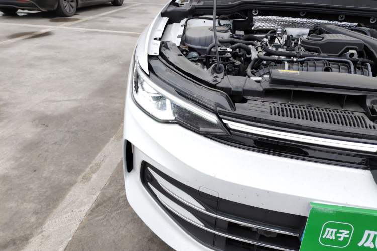 Used Volkswagen Golf 2025 Facelifted 300TSI Pro