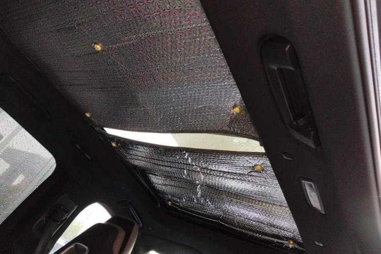 Used Lynk & Co 09 EM-P 2023 2.0TD EM-P Long-Range Version PM 7-Seater Headliner