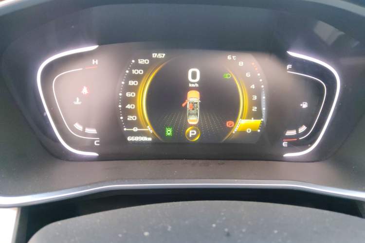 Used Geely Auto Coolray 2019 Sport Model 260T DCT Battle China V Standard
