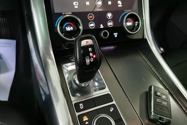 Used Land Rover Range Sport 2020 3.0 L6 SE
