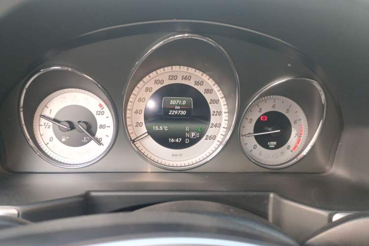 Used Mercedes-Benz GLK-Class 2013 Facelift GLK 300 4MATIC Fashion Edition