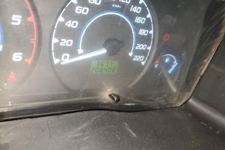 Used JMC Transit 2019 2.8T Commercial Version Short Wheelbase Low Roof 6-Seater China VI Emission Standard JX493