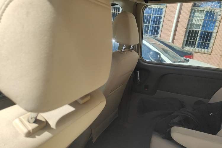 Used Buick GL8 2014 2.4L Classic Edition Headliner