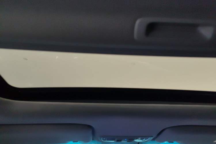 Used Honda Jade 2017 1.8L automatic Comfort version 5 seats