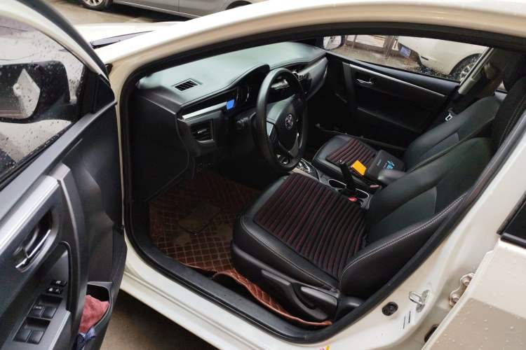 Used Toyota Levin 2016 1.6G CVT Elite Edition Driver Seat