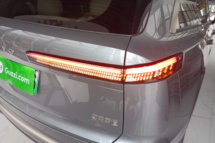 Used ONVO Luxeed L90 2025 Model—Max Six-Seater Version