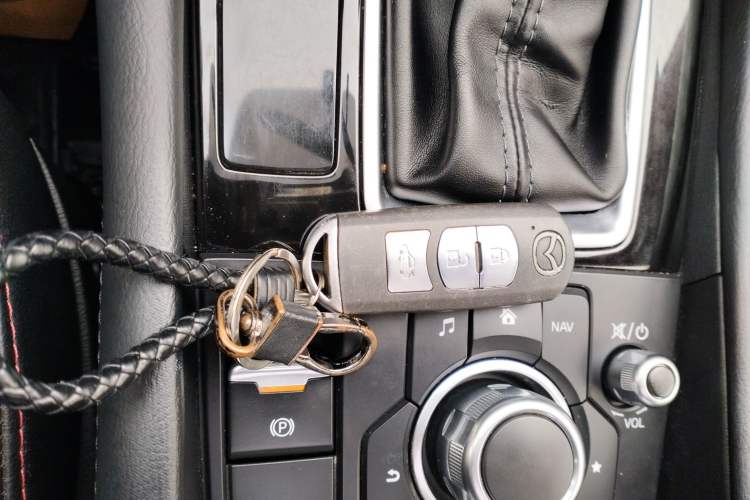 Used Mazda Mazda 3 Axela 2017 Sedan 1.5L Automatic Luxury Model Emission Standard China V