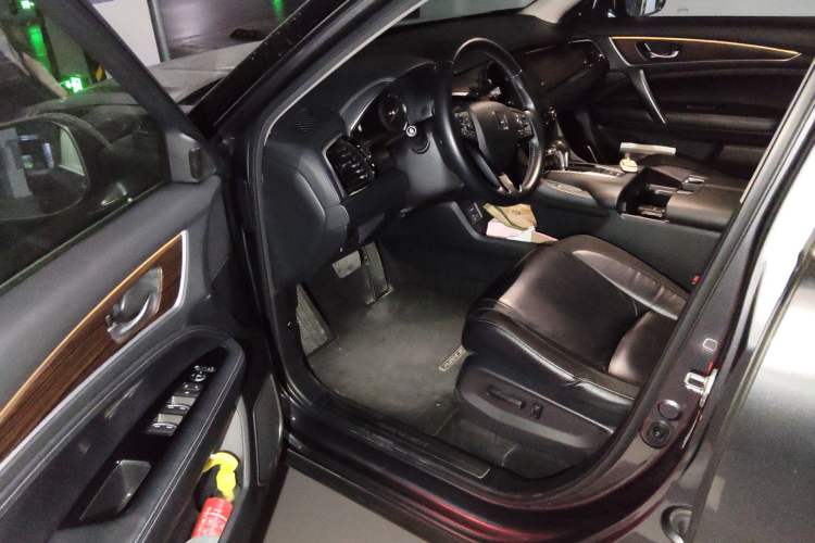 Used Honda Avancier 2017 240TURBO Two-Wheel Drive Premium Edition