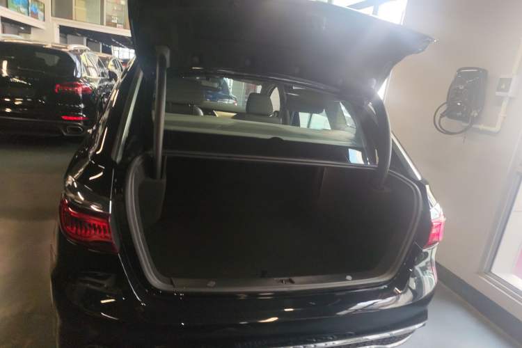 Used Denza Denza 2018 450 Base Version