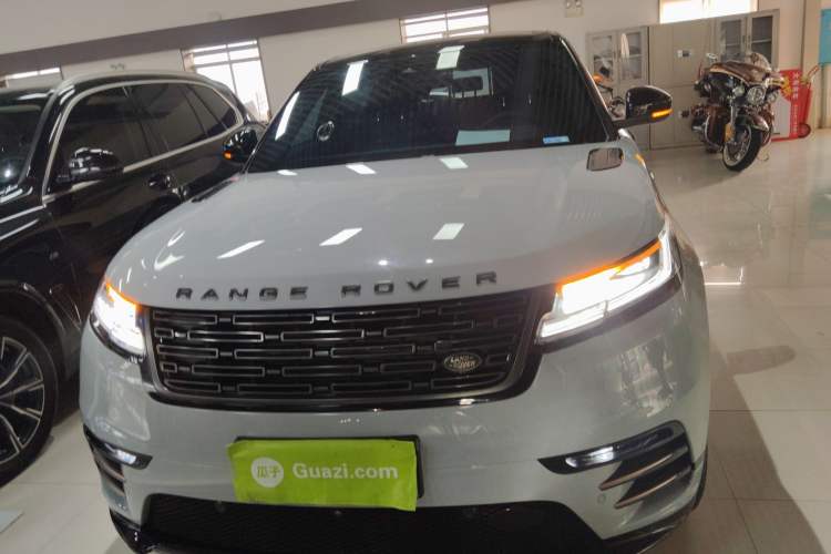 Used Land Rover Range Rover Velar 2023 250 PS Ebony Black Limited Edition
